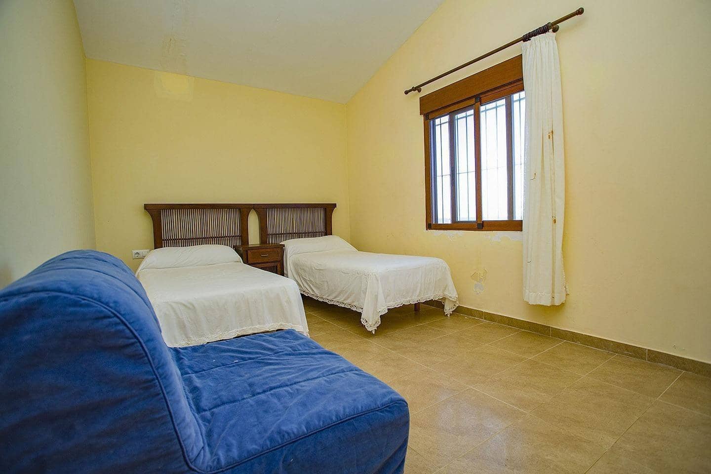 9 makuuhuone Huvila myytävänä paikassa La Manga del Mar Menor - 985 000 € (Ref: 9596224)