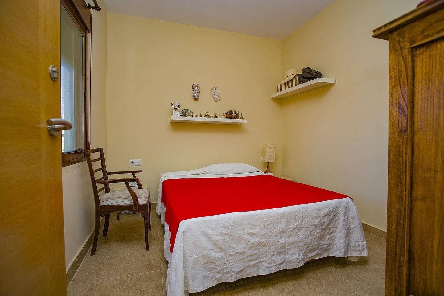 9 makuuhuone Huvila myytävänä paikassa La Manga del Mar Menor - 985 000 € (Ref: 9596224)