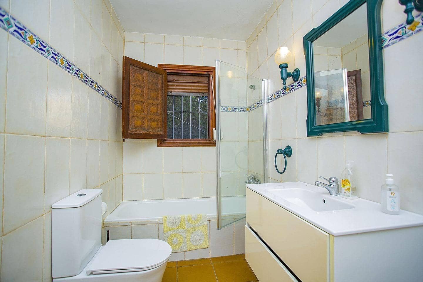 9 makuuhuone Huvila myytävänä paikassa La Manga del Mar Menor - 985 000 € (Ref: 9596224)