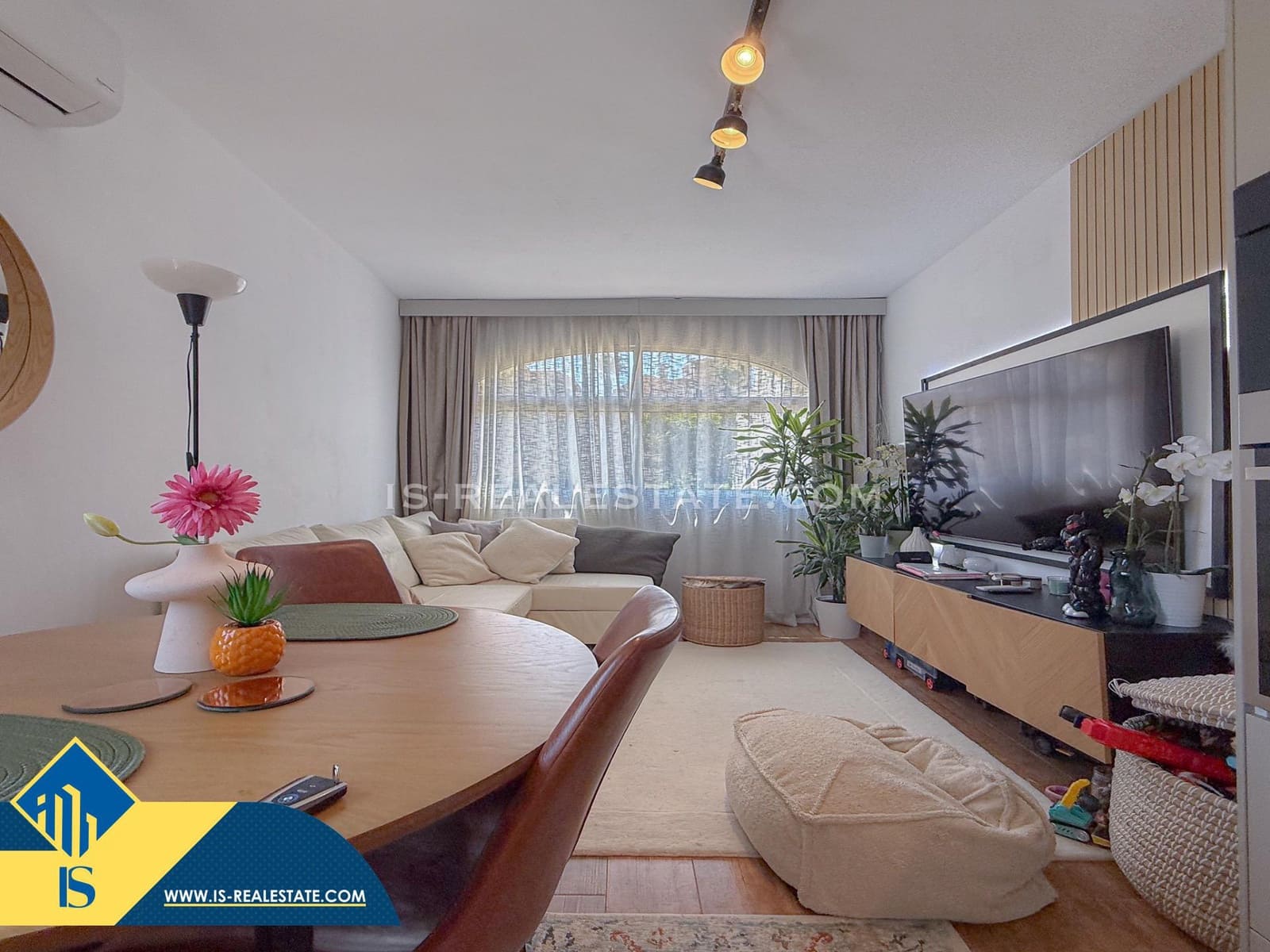 3 bedroom Penthouse for sale in Torrevieja with pool - € 199,900 (Ref: 9596225)