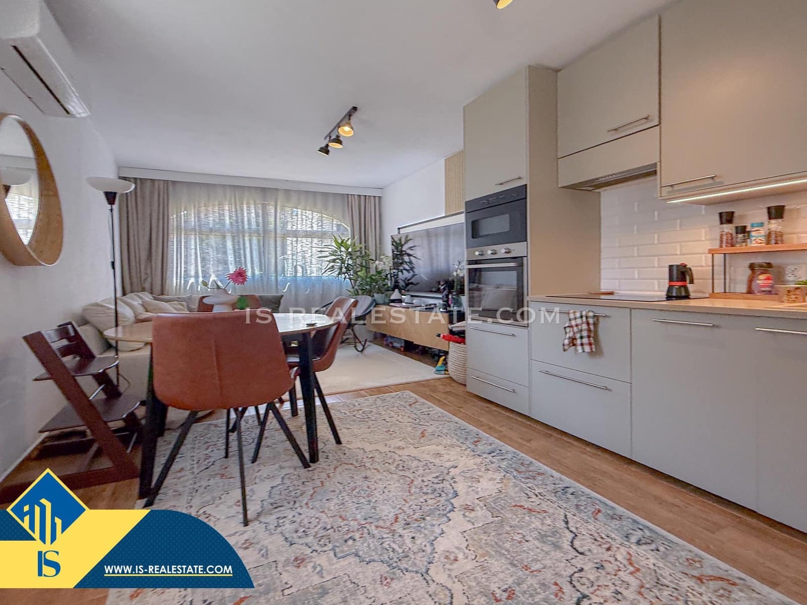 3 bedroom Penthouse for sale in Torrevieja with pool - € 199,900 (Ref: 9596225)