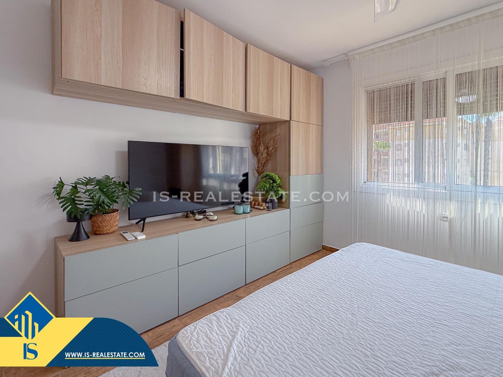 3 bedroom Penthouse for sale in Torrevieja with pool - € 199,900 (Ref: 9596225)