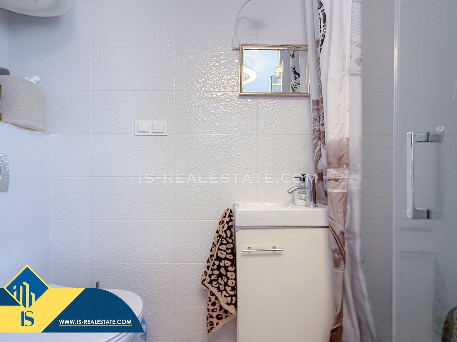 3 bedroom Penthouse for sale in Torrevieja with pool - € 199,900 (Ref: 9596225)