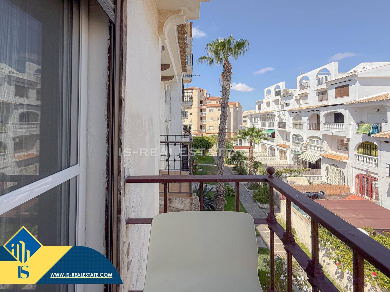 3 bedroom Penthouse for sale in Torrevieja with pool - € 199,900 (Ref: 9596225)