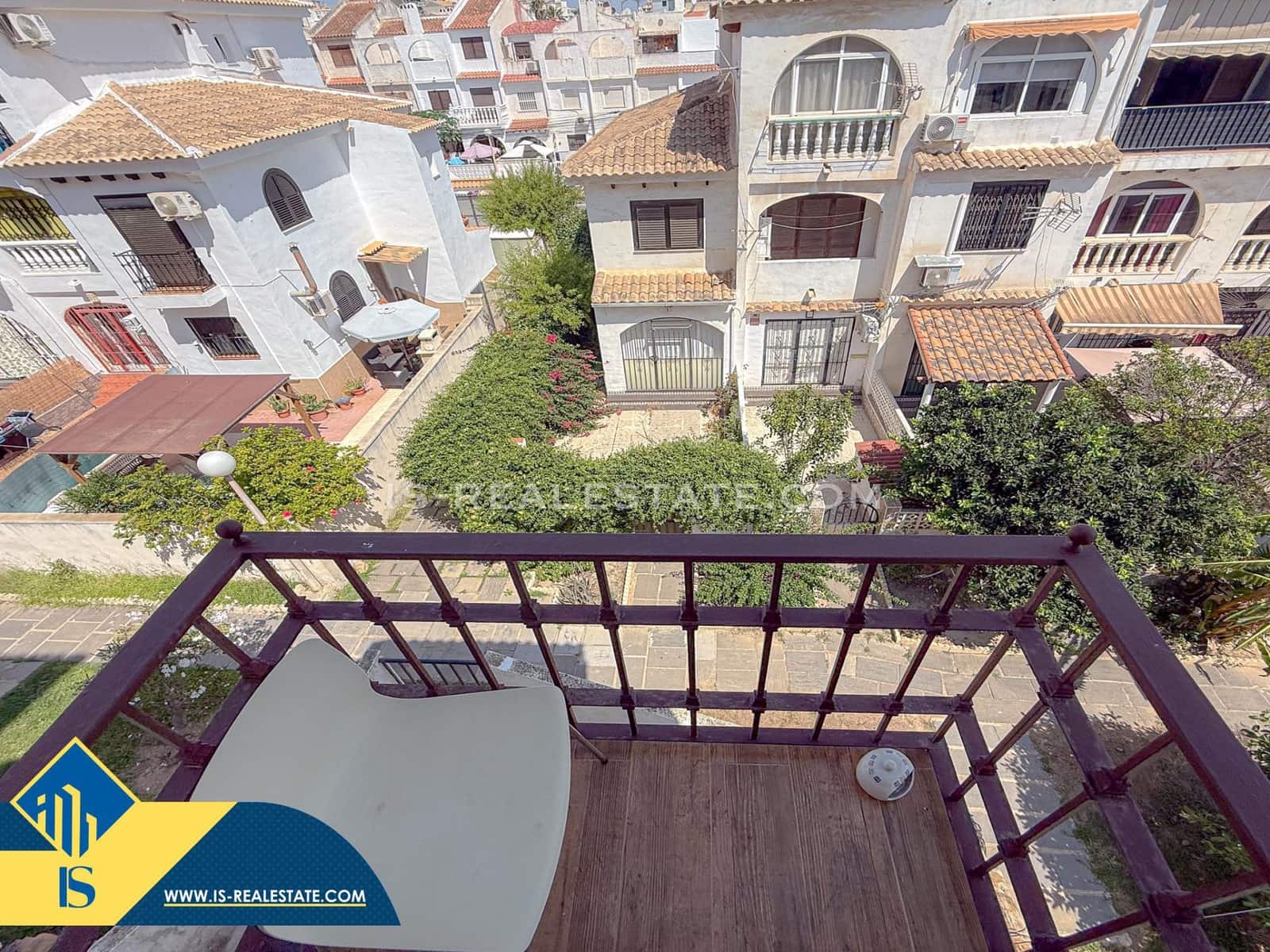 3 bedroom Penthouse for sale in Torrevieja with pool - € 199,900 (Ref: 9596225)