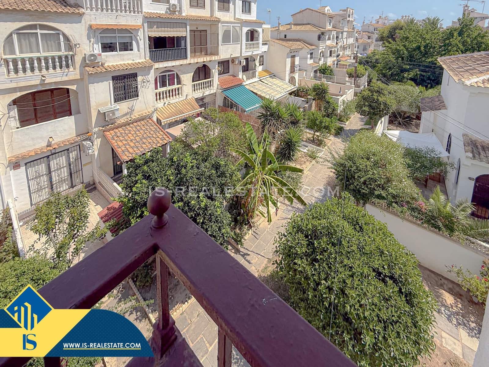 3 bedroom Penthouse for sale in Torrevieja with pool - € 199,900 (Ref: 9596225)