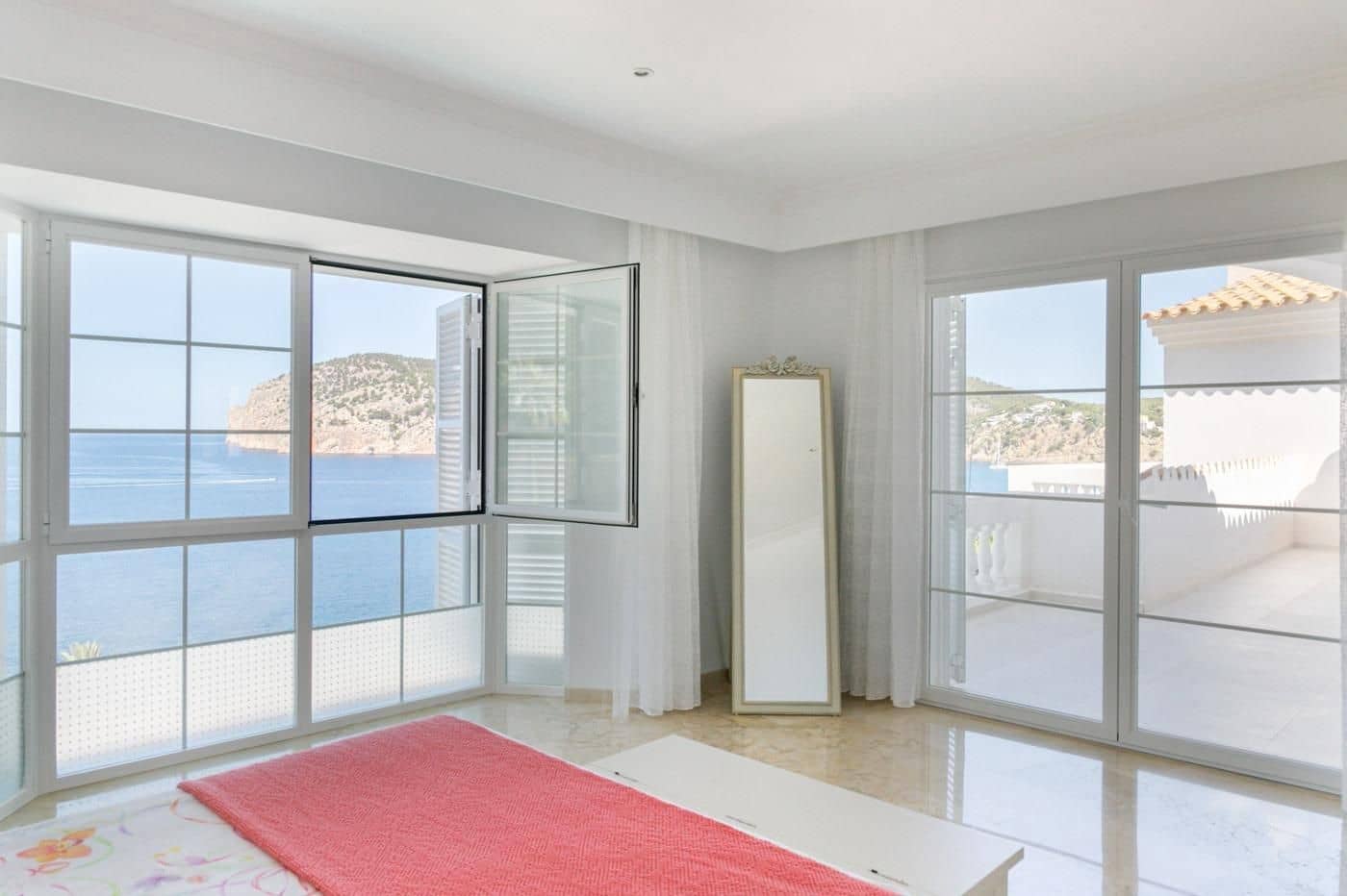5 camera da letto Villa in vendita in Es Camp De Mar / El Camp De Mar con piscina garage - 11.500.000 € (Rif: 10009186)