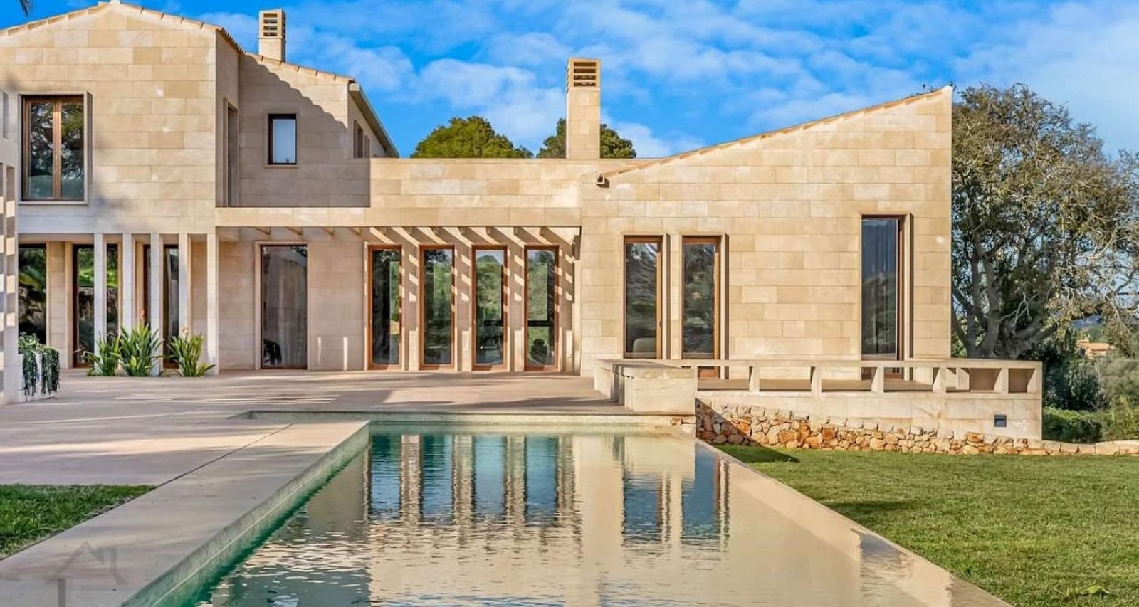 5 bedroom Finca/Country House for sale in Felanitx with pool - € 4,750,000 (Ref: 10098522)