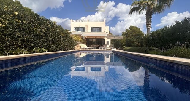3 sovrum Semi-fristående Villa till salu i Llucmajor - 995 000 € (Ref: 10098525)