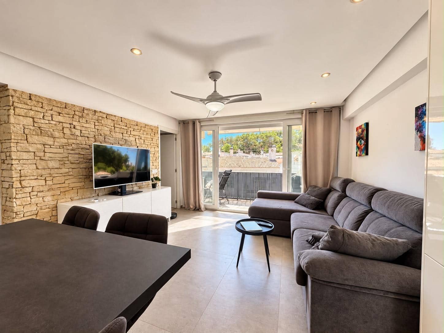 Piso de 2 habitaciones en Santa Ponsa en venta con piscina - 399.000 € (Ref: 10147234)