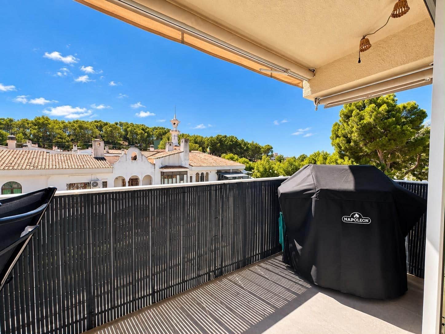 Piso de 2 habitaciones en Santa Ponsa en venta con piscina - 399.000 € (Ref: 10147234)