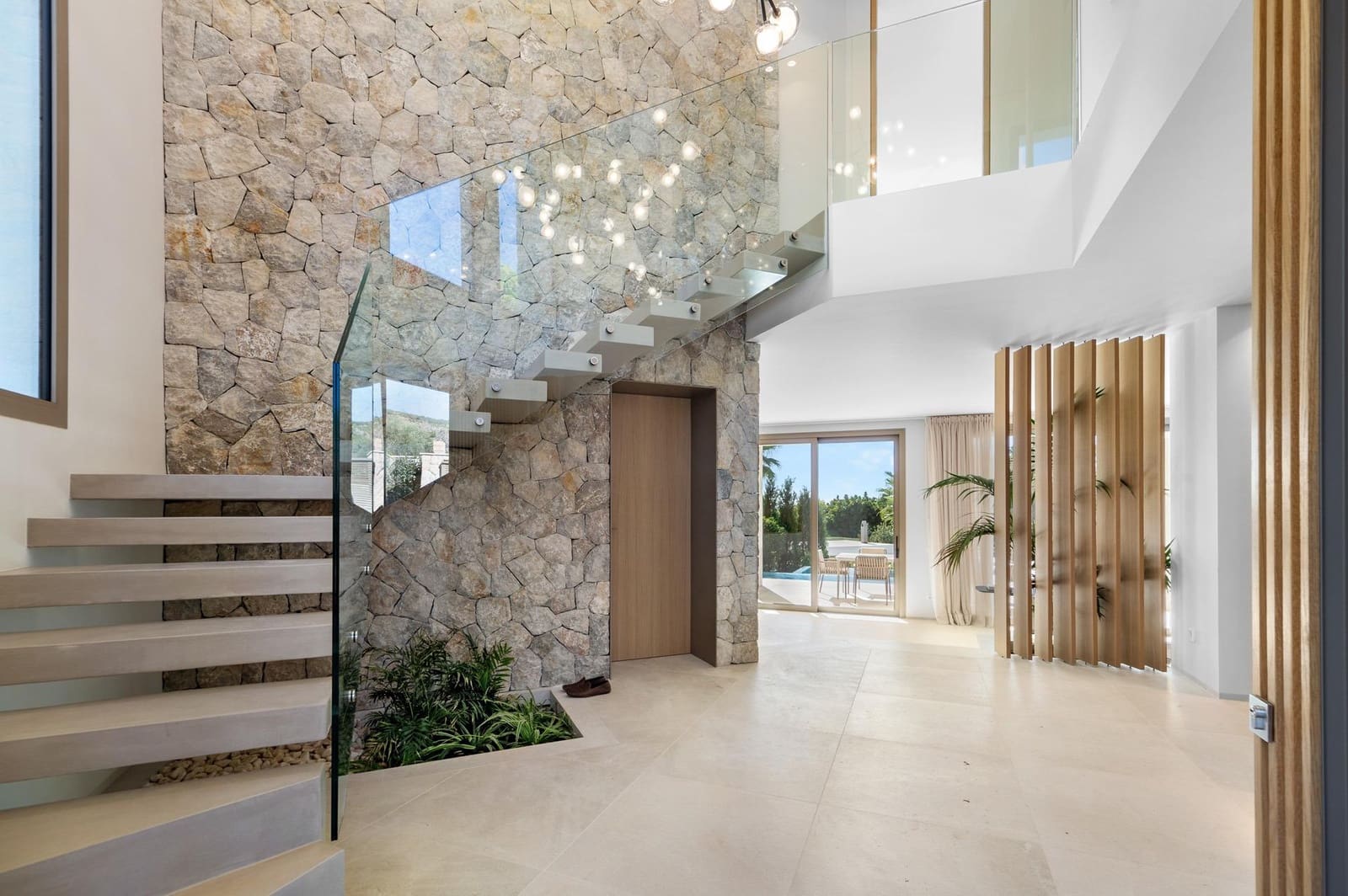 Chalet de 4 habitaciones en Bendinat en venta con piscina garaje - 7.200.000 € (Ref: 10147238)