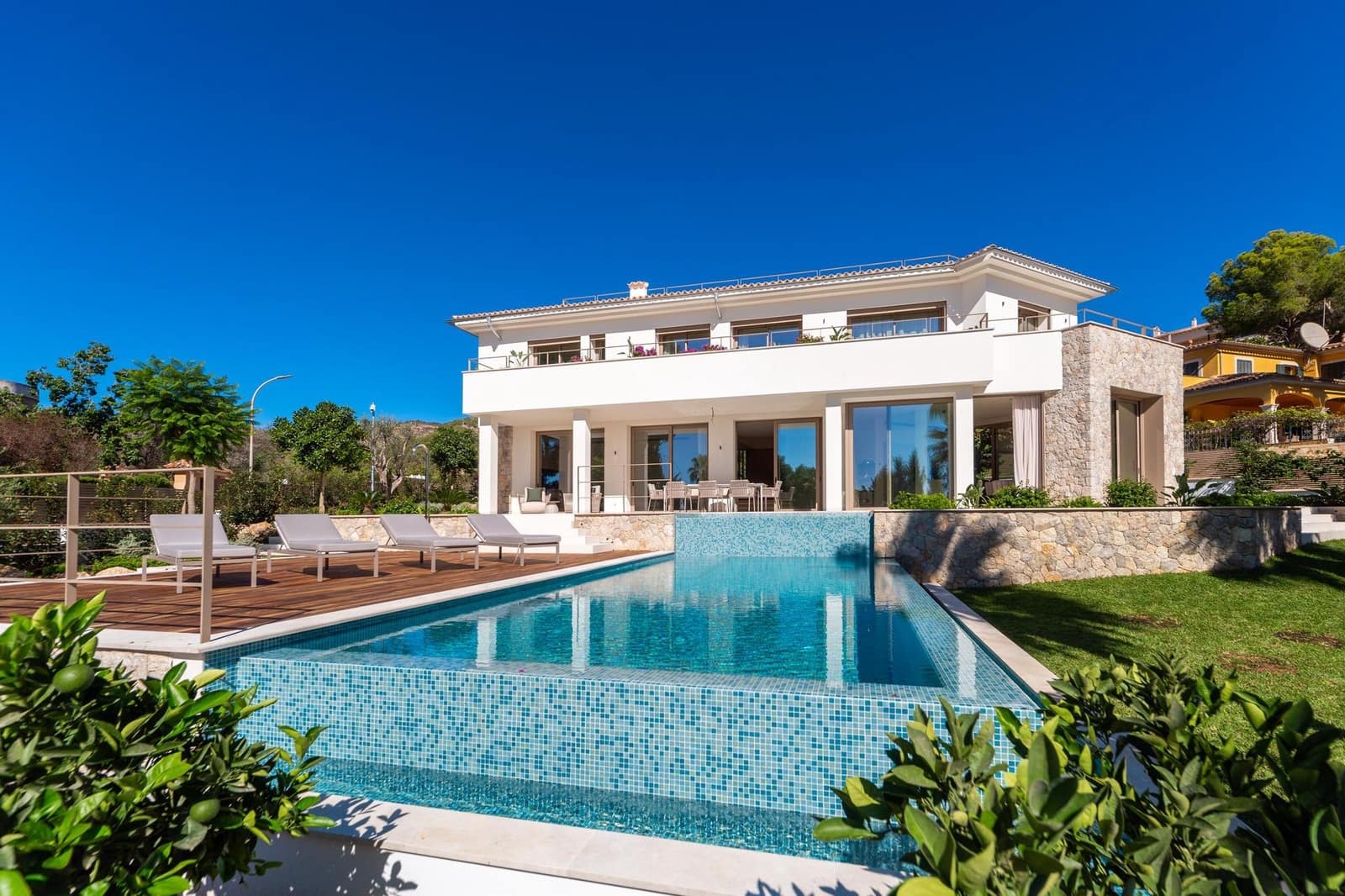 Chalet de 4 habitaciones en Bendinat en venta con piscina garaje - 7.200.000 € (Ref: 10147238)