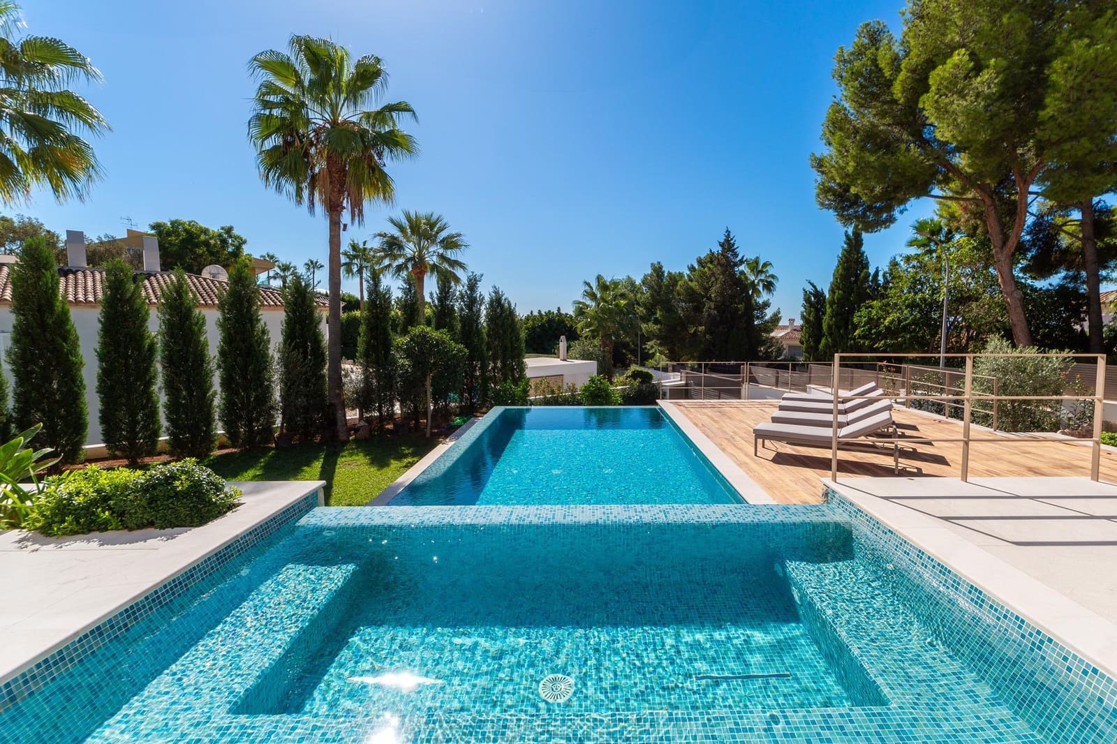 Chalet de 4 habitaciones en Bendinat en venta con piscina garaje - 7.200.000 € (Ref: 10147238)