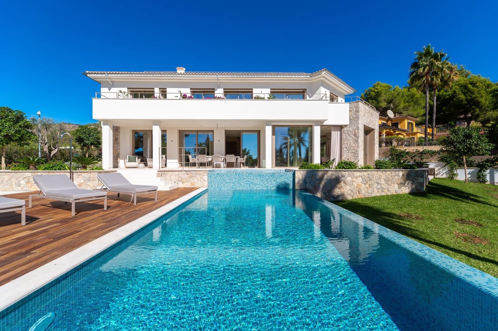 Chalet de 4 habitaciones en Bendinat en venta con piscina garaje - 7.200.000 € (Ref: 10147238)