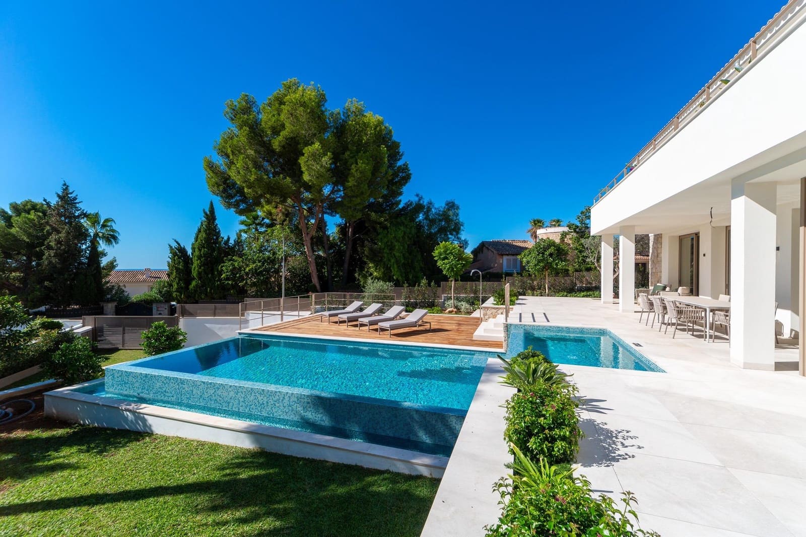 Chalet de 4 habitaciones en Bendinat en venta con piscina garaje - 7.200.000 € (Ref: 10147238)