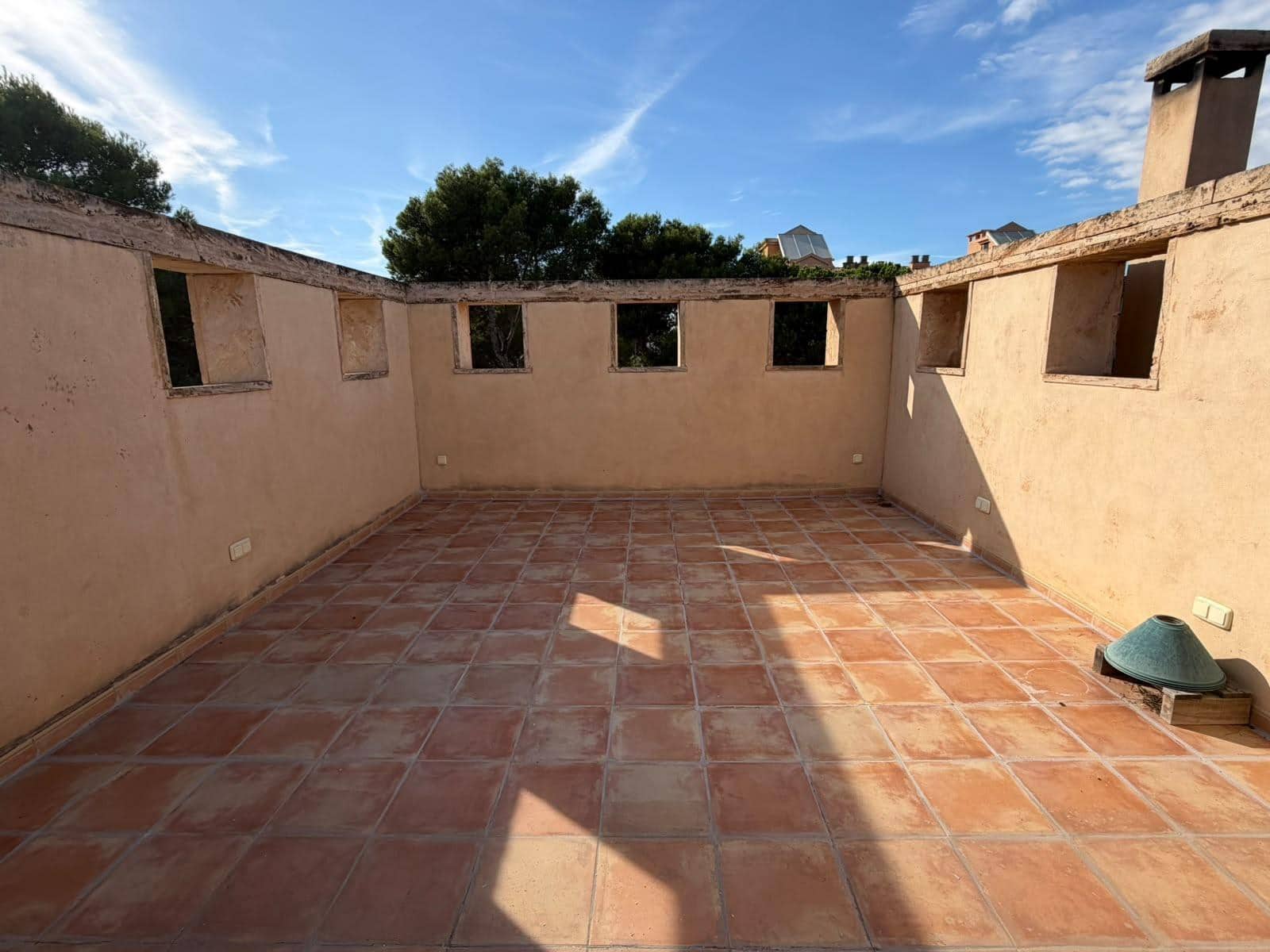 Local Comercial de 4 habitaciones en El Toro / Port Adriano en venta con piscina garaje - 1.650.000 € (Ref: 10177298)