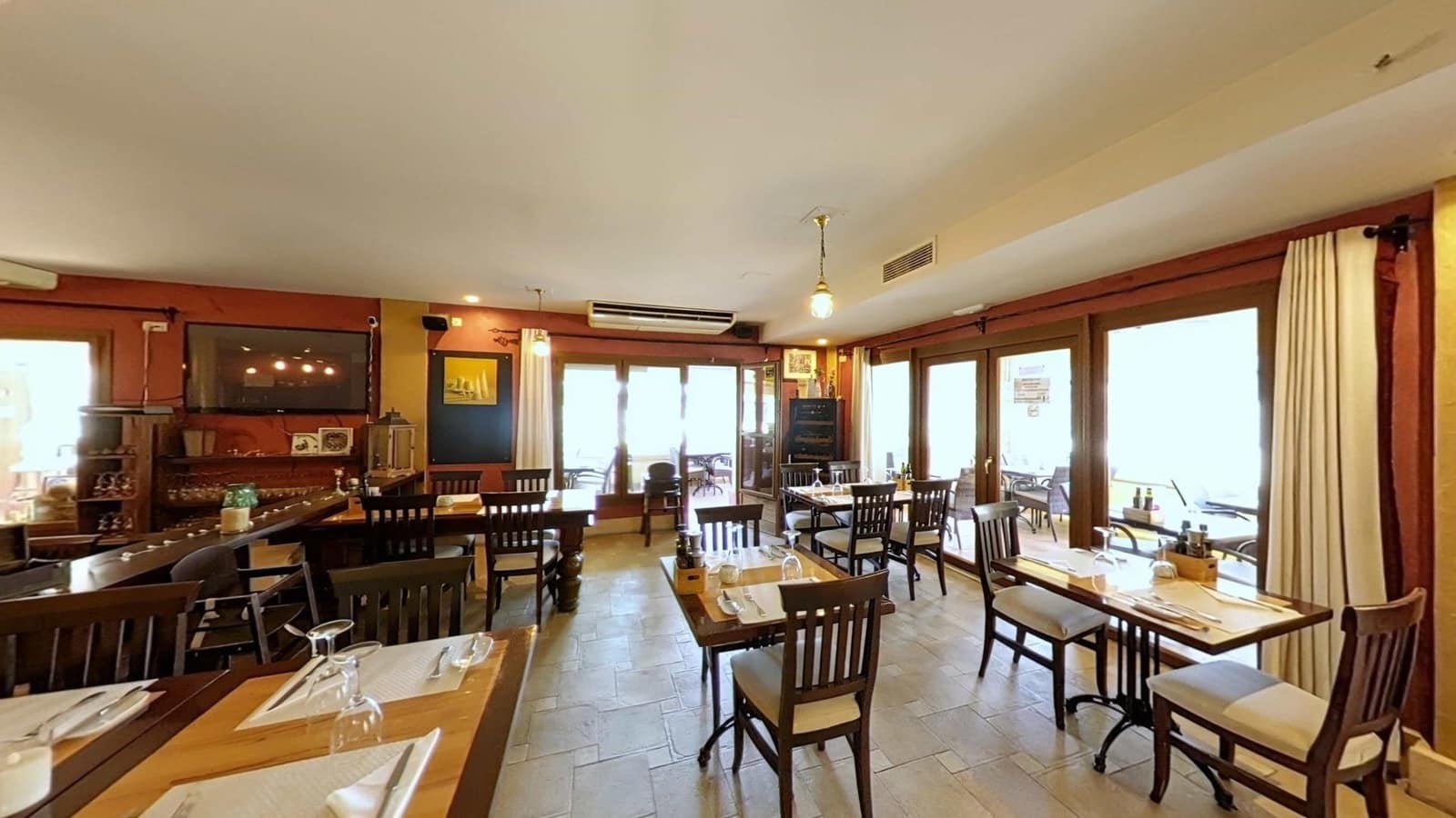 Local Comercial de 4 habitaciones en El Toro / Port Adriano en venta con piscina garaje - 1.650.000 € (Ref: 10177298)
