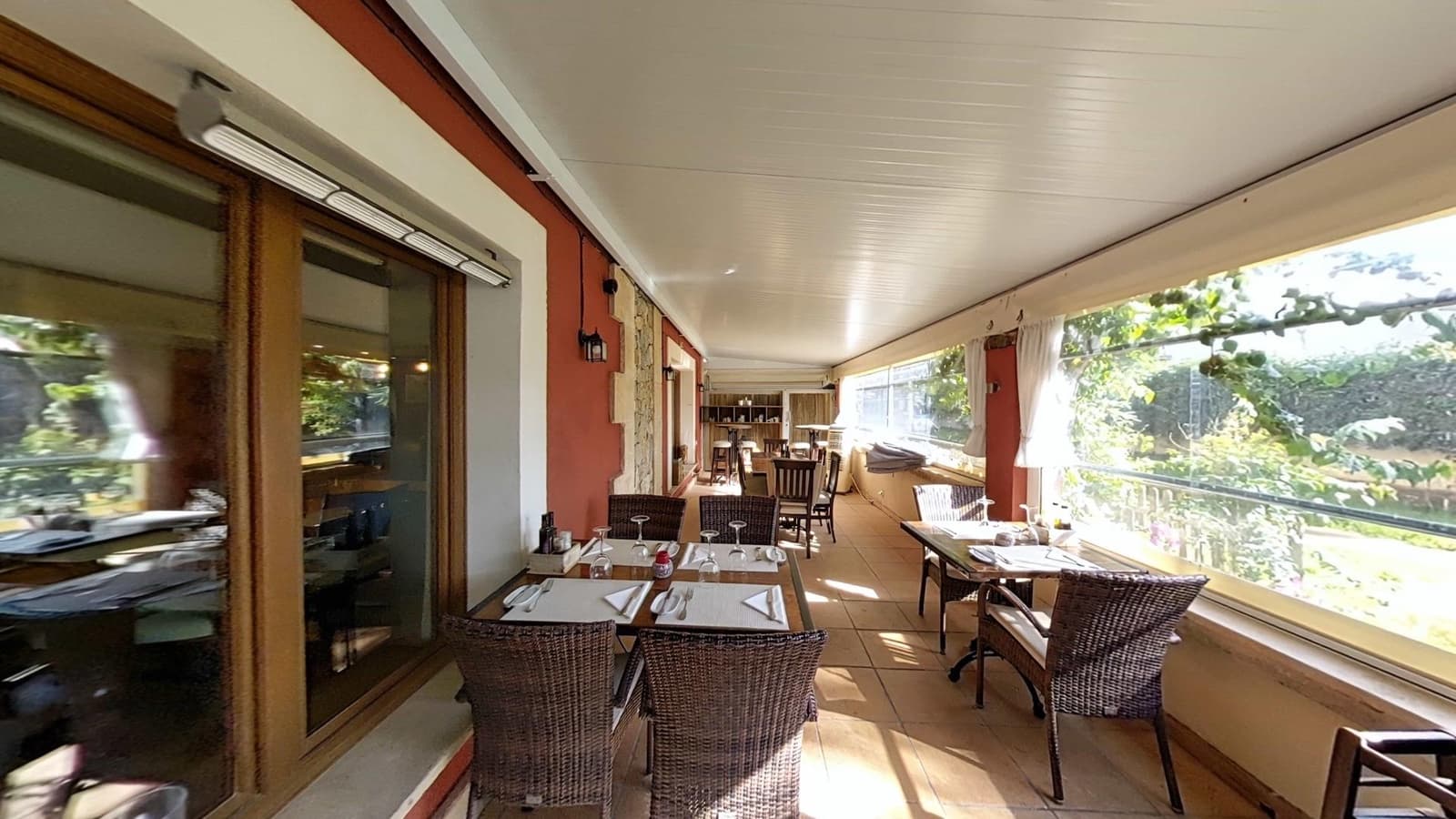 Local Comercial de 4 habitaciones en El Toro / Port Adriano en venta con piscina garaje - 1.650.000 € (Ref: 10177298)