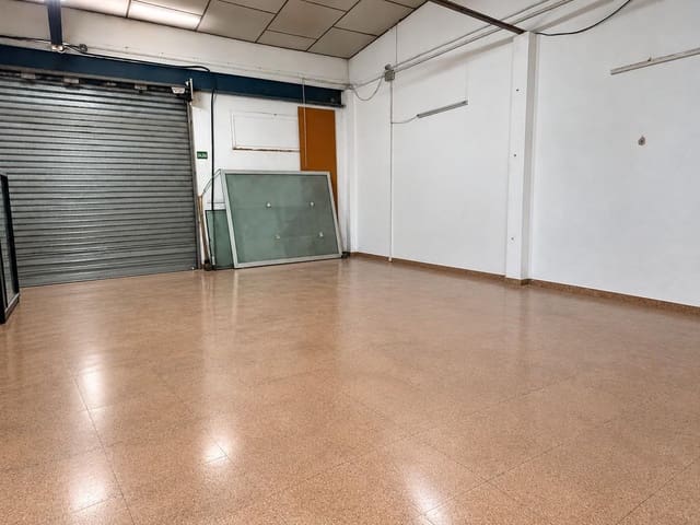 Komercyjne do wynajęcia w Sa Pobla - 2 000 € (Ref: 10180717)