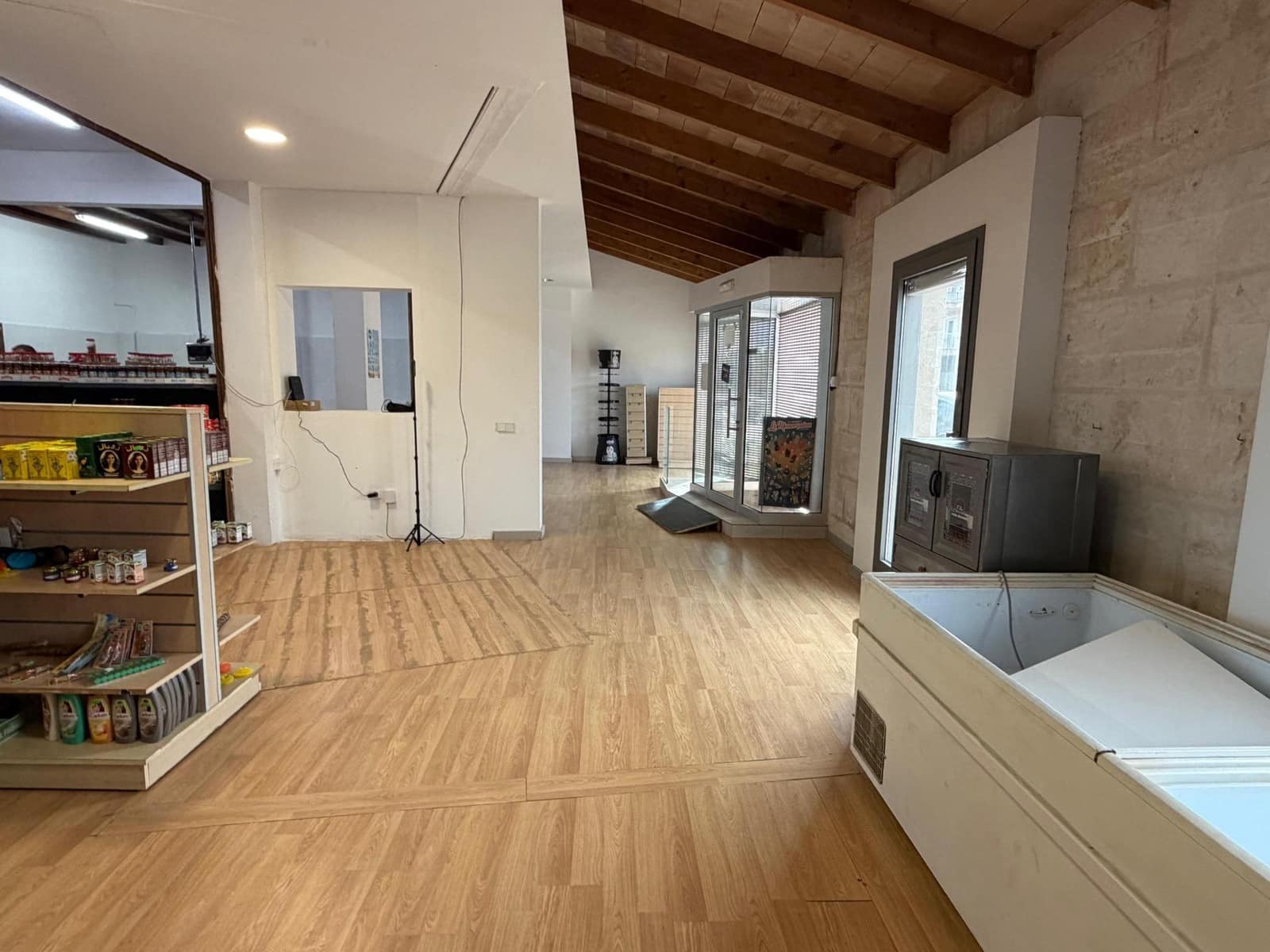 Kaupallinen vuokrattavana paikassa Sa Pobla - 2 000 € (Ref: 10180717)