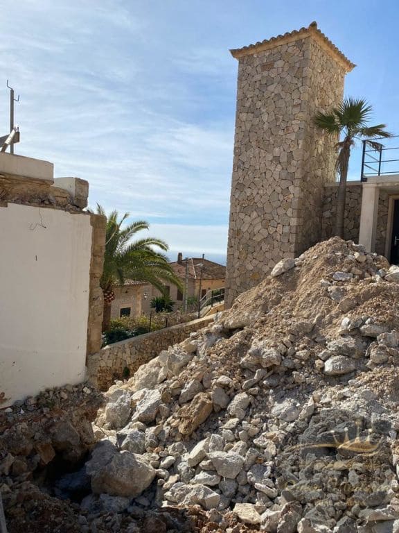 Apartment for sale in Genova - € 2,000,000 (Ref: 8597490)