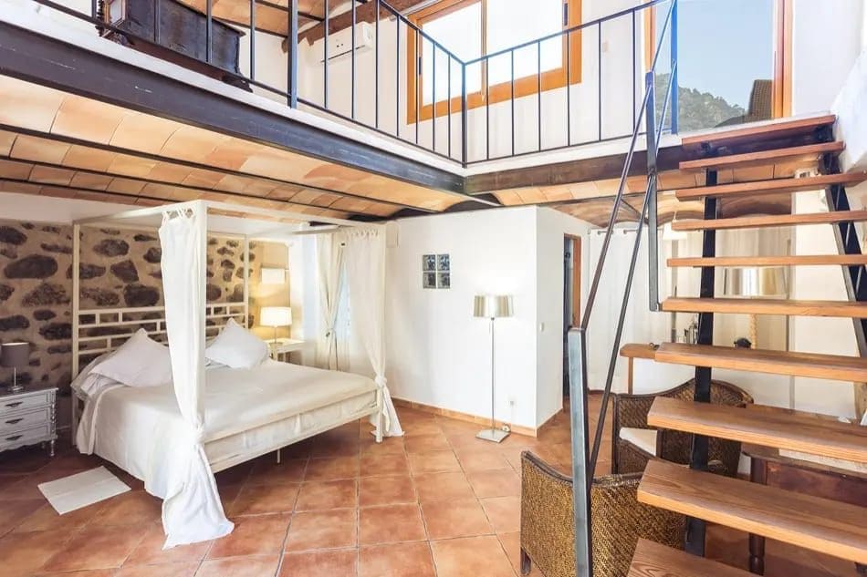 8 soveværelse Villa til salg i Estellenchs - € 2.600.000 (Ref: 8597491)