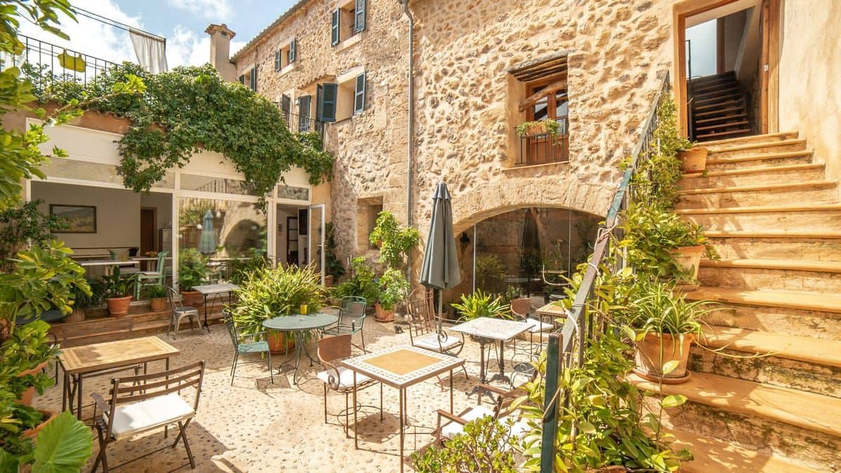 8 soveværelse Villa til salg i Estellenchs - € 2.600.000 (Ref: 8597491)