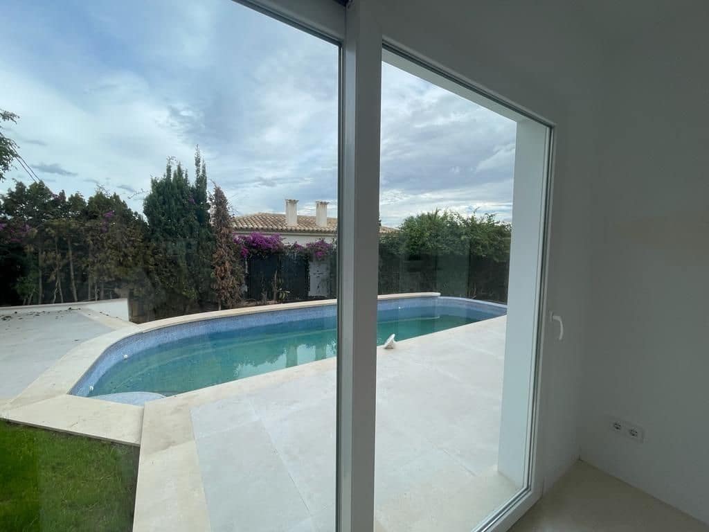 3 chambre Villa/Maison à vendre à Genova avec piscine garage - 3 500 000 € (Ref: 8597499)