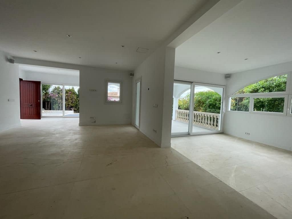 3 chambre Villa/Maison à vendre à Genova avec piscine garage - 3 500 000 € (Ref: 8597499)