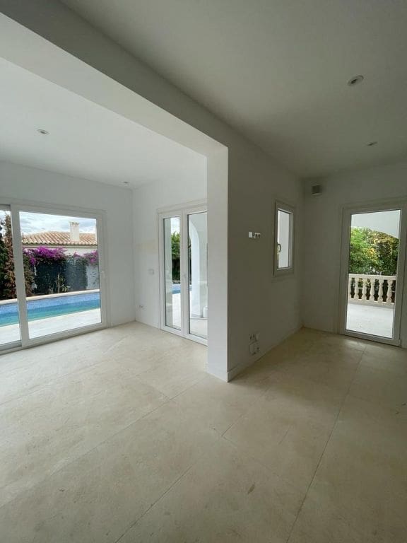 3 chambre Villa/Maison à vendre à Genova avec piscine garage - 3 500 000 € (Ref: 8597499)