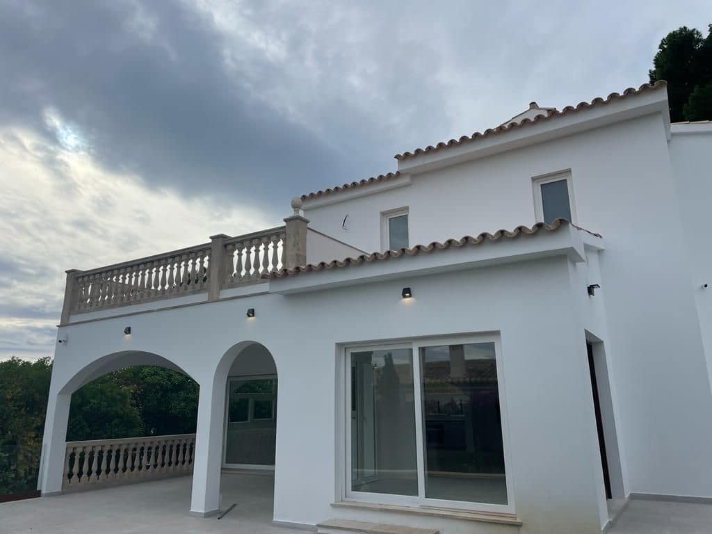 3 chambre Villa/Maison à vendre à Genova avec piscine garage - 3 500 000 € (Ref: 8597499)