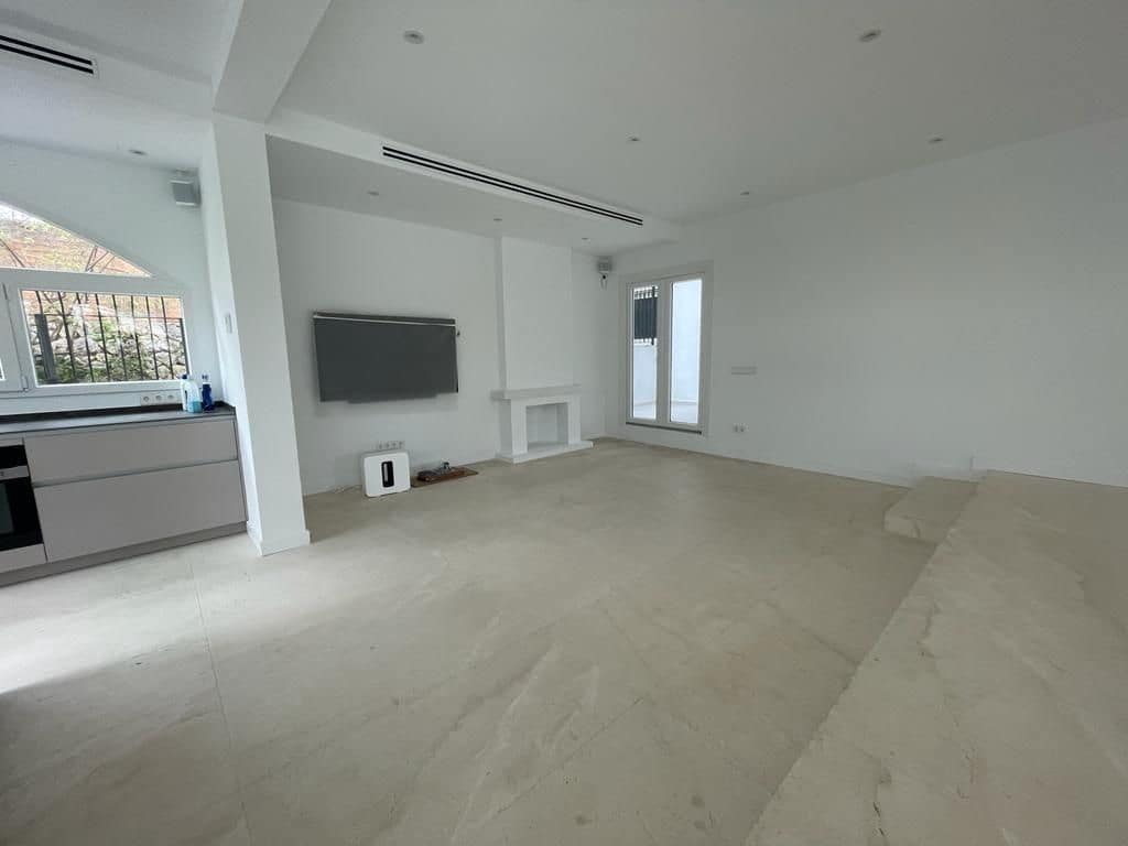 3 chambre Villa/Maison à vendre à Genova avec piscine garage - 3 500 000 € (Ref: 8597499)