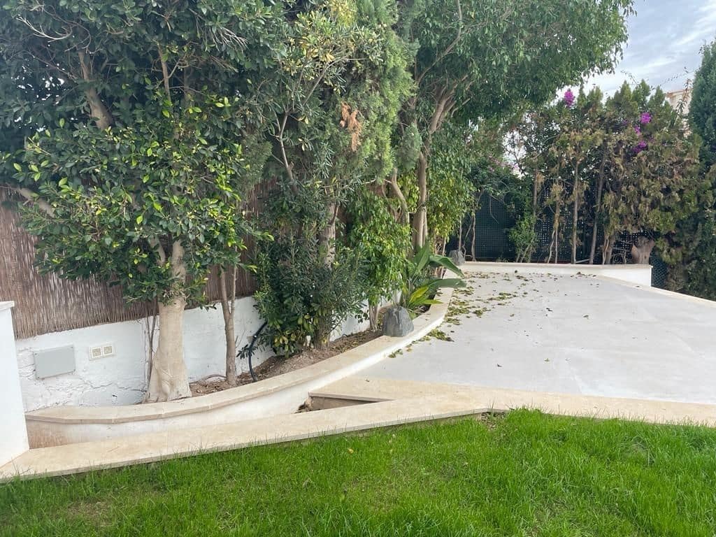 3 chambre Villa/Maison à vendre à Genova avec piscine garage - 3 500 000 € (Ref: 8597499)