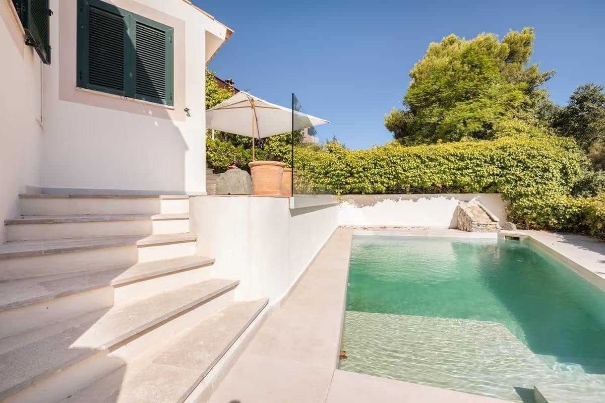 3 quarto Moradia para venda em Genova com piscina garagem - 2 500 000 € (Ref: 8597504)