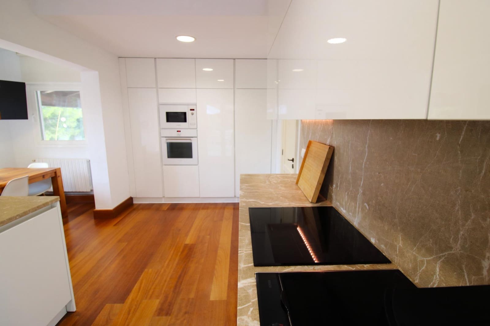 3 quarto Moradia para venda em Genova com piscina garagem - 2 500 000 € (Ref: 8597504)