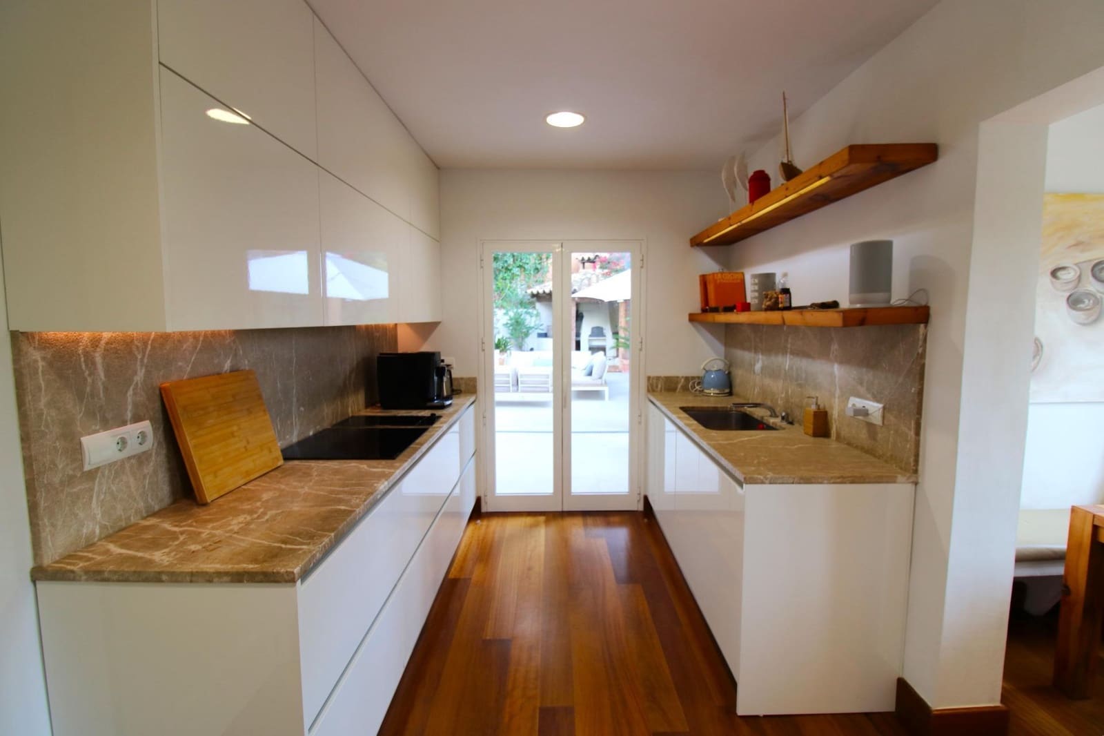 3 quarto Moradia para venda em Genova com piscina garagem - 2 500 000 € (Ref: 8597504)