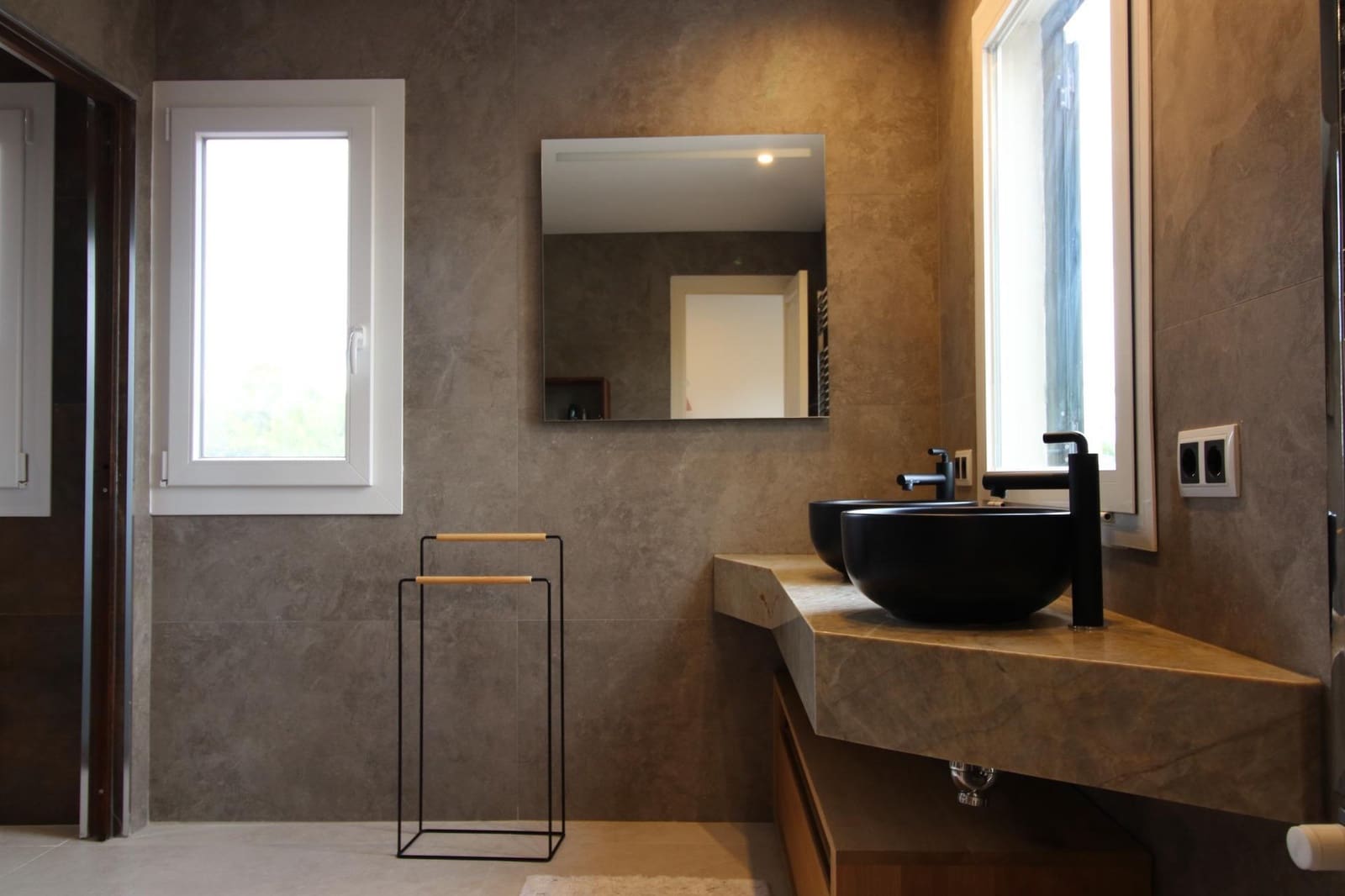 3 quarto Moradia para venda em Genova com piscina garagem - 2 500 000 € (Ref: 8597504)