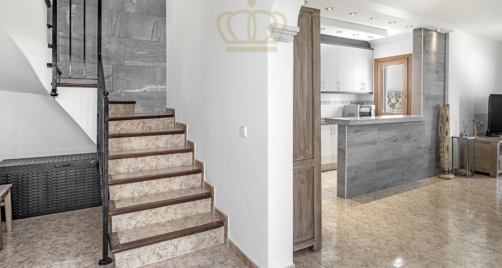 7 bedroom Villa for sale in Llucmajor with pool garage - € 1,599,000 (Ref: 8760183)