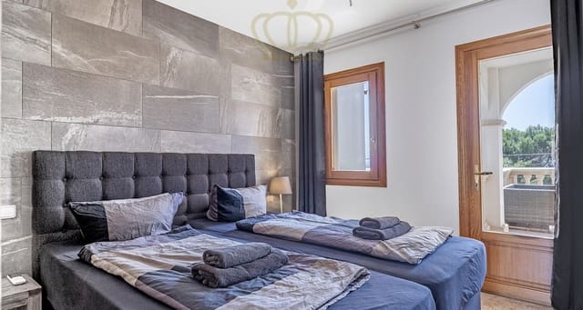 7 slaapkamer Villa te koop in Llucmajor met zwembad garage - € 1.599.000 (Ref: 8760183)