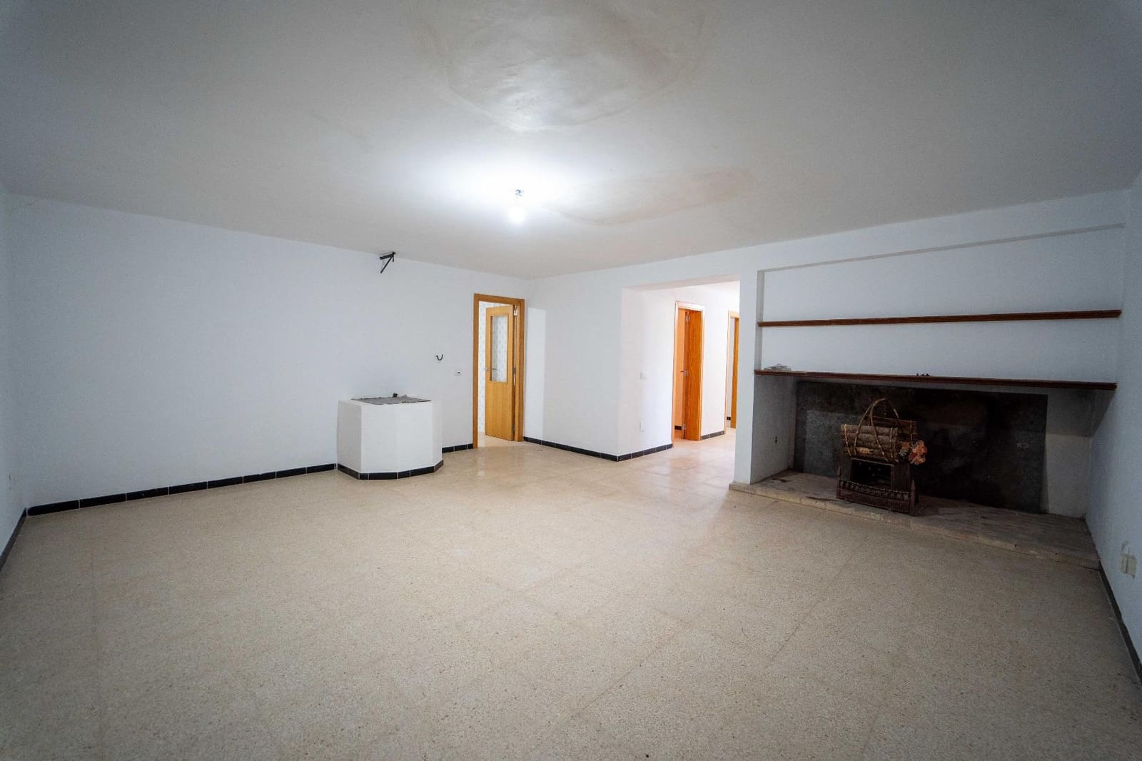 3 soveværelse Finca/Landehus til salg i Ariany med swimmingpool garage - € 400.000 (Ref: 8781655)