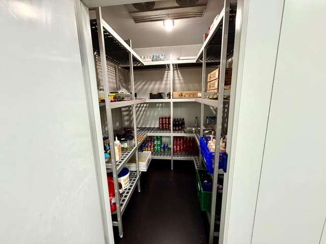 Local Comercial en Centro, Palma de Mallorca en alquiler - 1.250 € (Ref: 8886228)