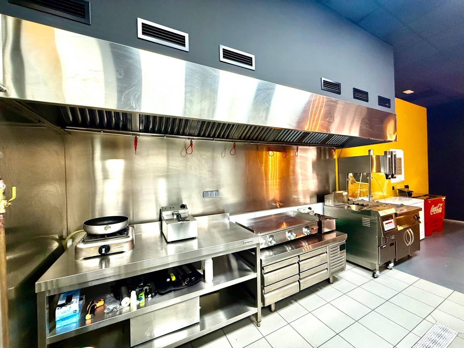 Komercyjne do wynajęcia w Palma de Mallorca - 1 250 € (Ref: 8886228)