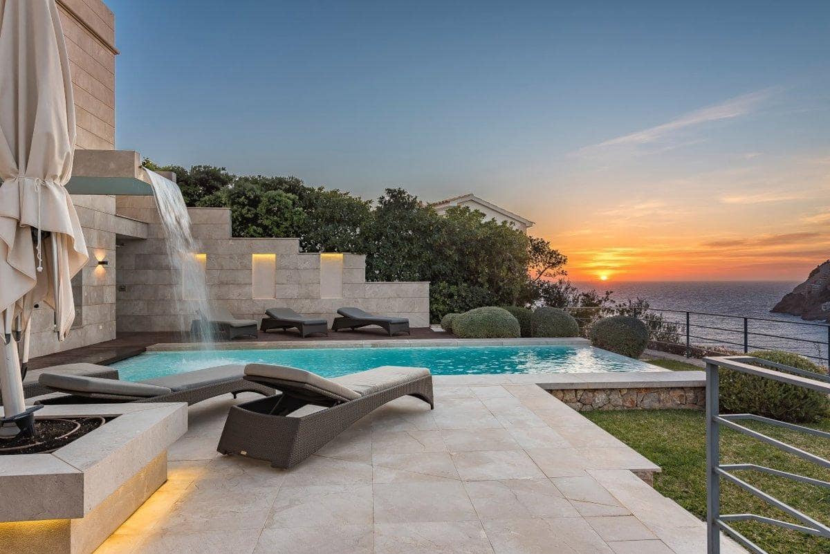 5 soverom Villa til salgs i Puerto de Andratx med svømmebasseng garasje - € 17 900 000 (Ref: 8992462)