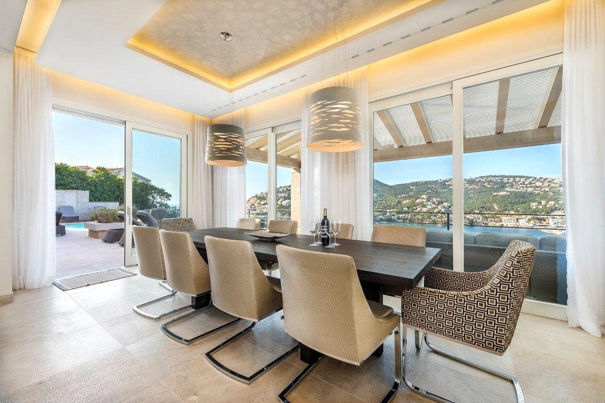 5 soverom Villa til salgs i Puerto de Andratx med svømmebasseng garasje - € 17 900 000 (Ref: 8992462)