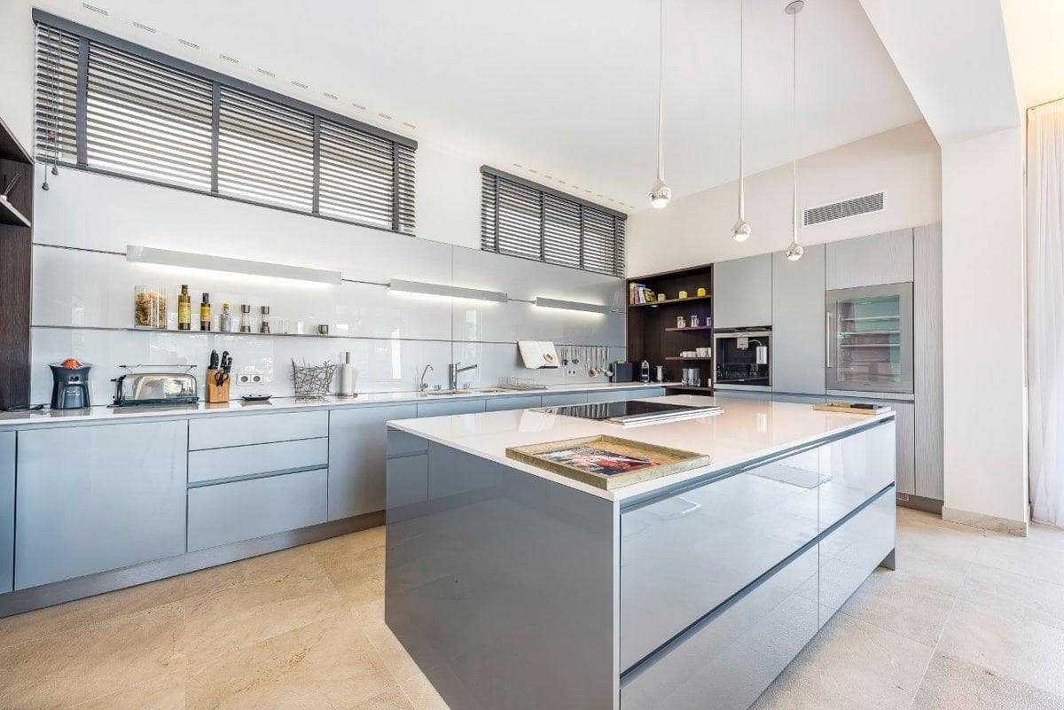 5 soverom Villa til salgs i Puerto de Andratx med svømmebasseng garasje - € 17 900 000 (Ref: 8992462)