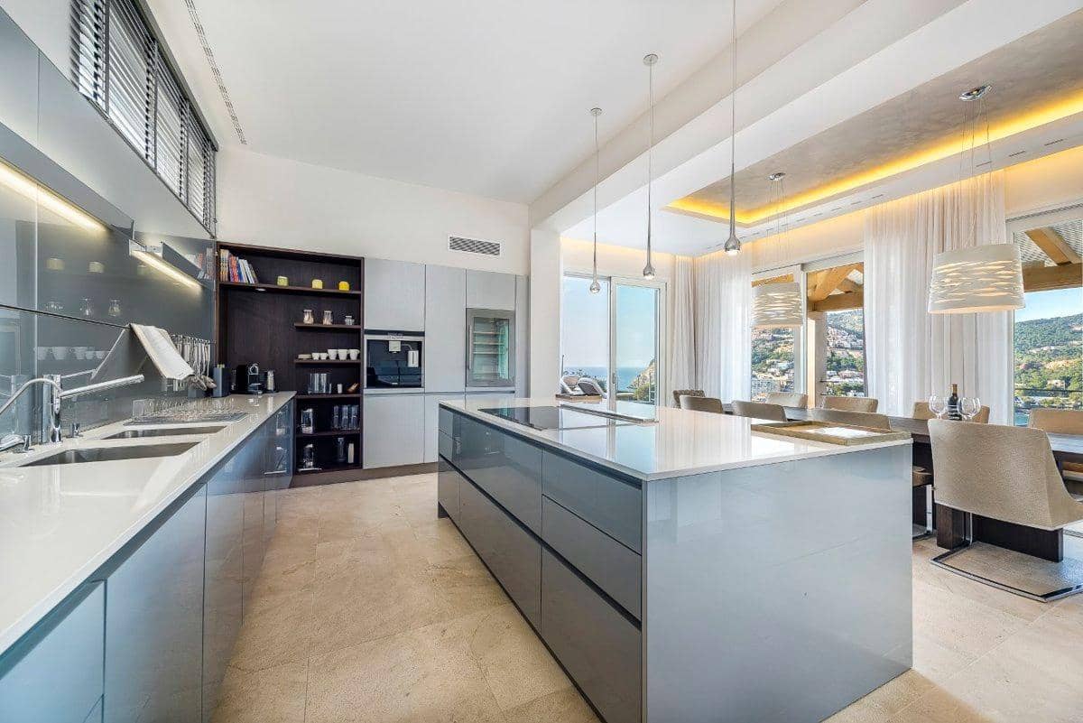 5 soverom Villa til salgs i Puerto de Andratx med svømmebasseng garasje - € 17 900 000 (Ref: 8992462)