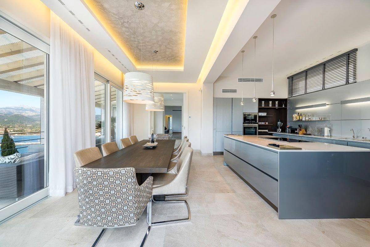 5 soverom Villa til salgs i Puerto de Andratx med svømmebasseng garasje - € 17 900 000 (Ref: 8992462)