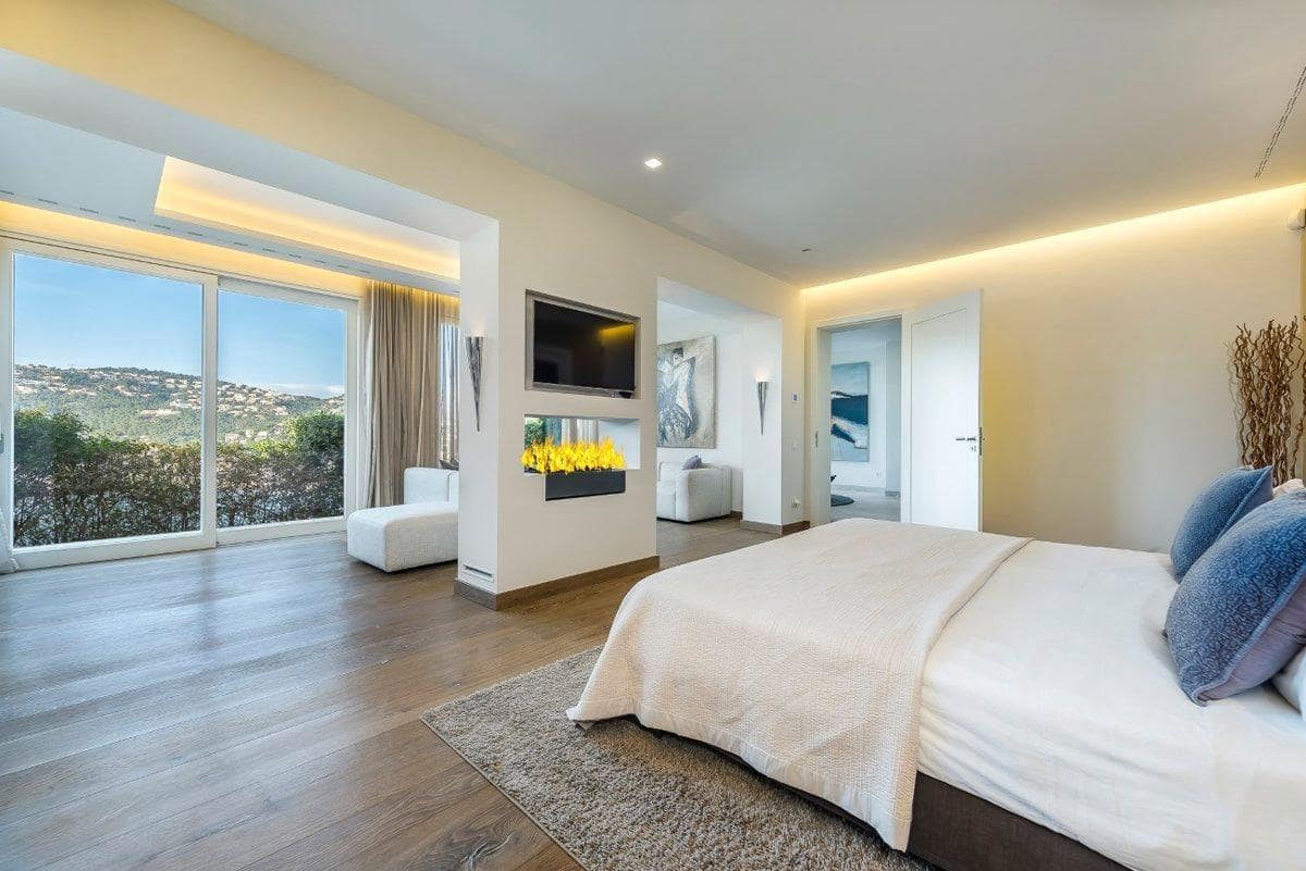 5 soverom Villa til salgs i Puerto de Andratx med svømmebasseng garasje - € 17 900 000 (Ref: 8992462)