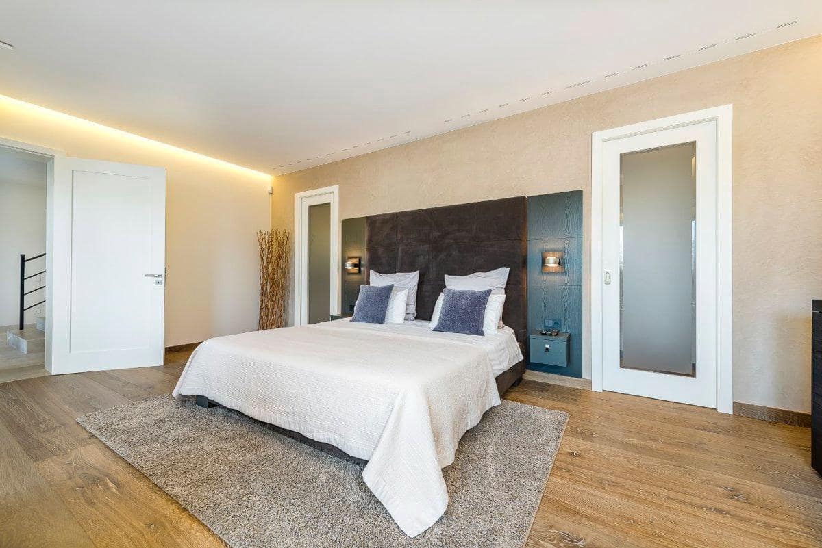 5 soverom Villa til salgs i Puerto de Andratx med svømmebasseng garasje - € 17 900 000 (Ref: 8992462)